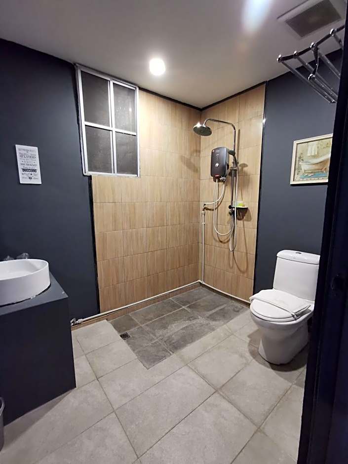 ang lee holiday stay