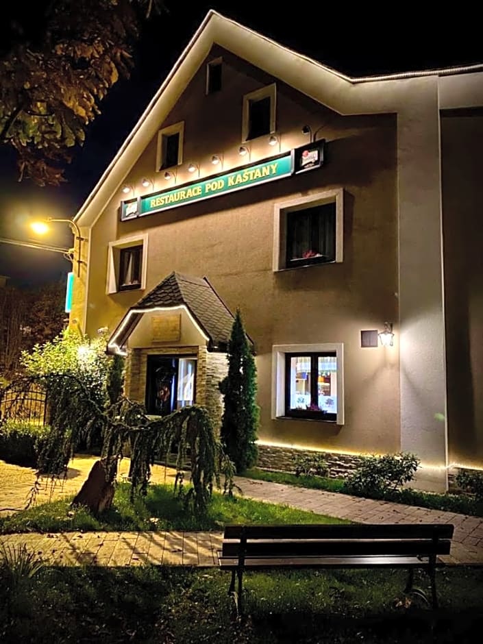 Hotel & Restaurant Pod Kaštany