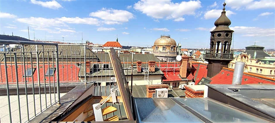 EA ApartHotel Melantrich