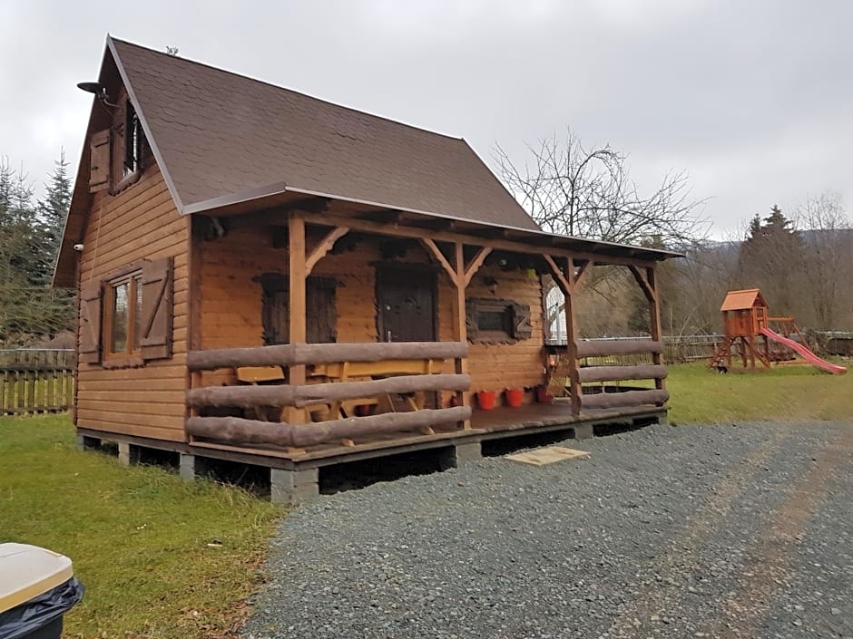 Domek pod śnieżką 1