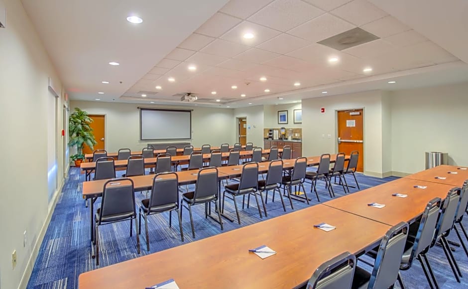 Holiday Inn Express Hotel & Suites Gulf Shores, an IHG Hotel