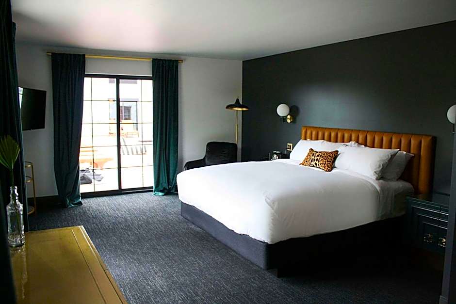 The Inn Hotel, Ascend Hotel Collection