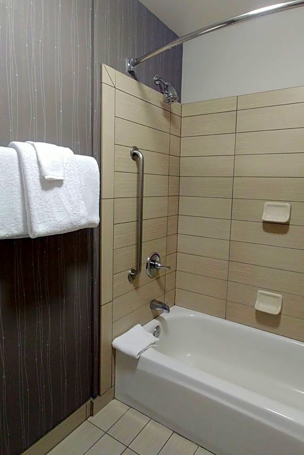 Courtyard by Marriott Portland Tigard