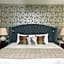 Stratton House Hotel