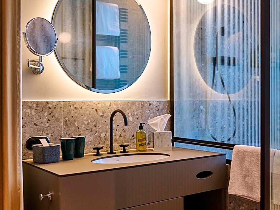 Urban Nature Bad Gastein - Badeschloss