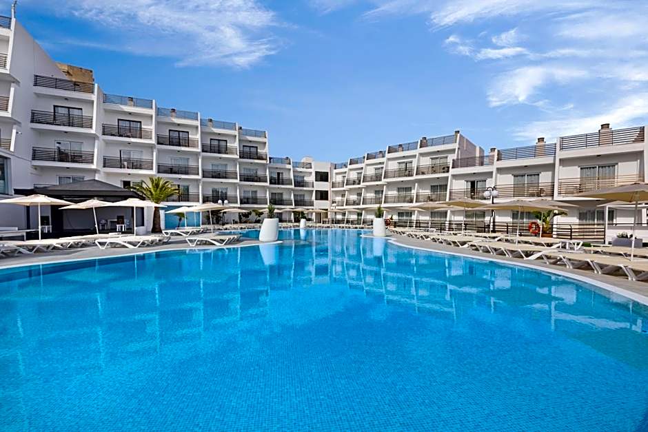 Palmanova Suites by TRH