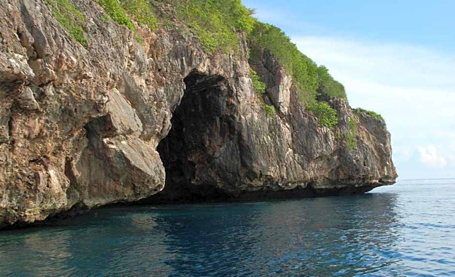 Malapascua Legend Water Sports And Resort