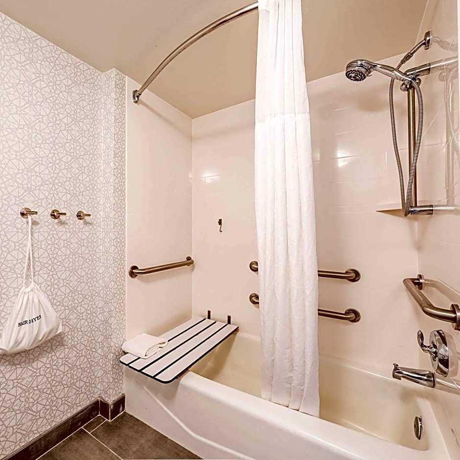 Hampton Inn By Hilton Gainesville