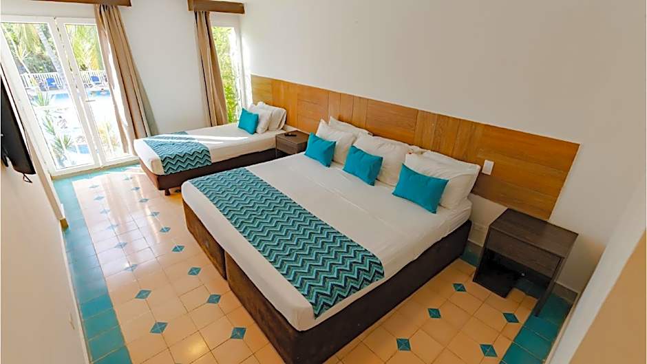 Hotel Blue Cove by On vacation