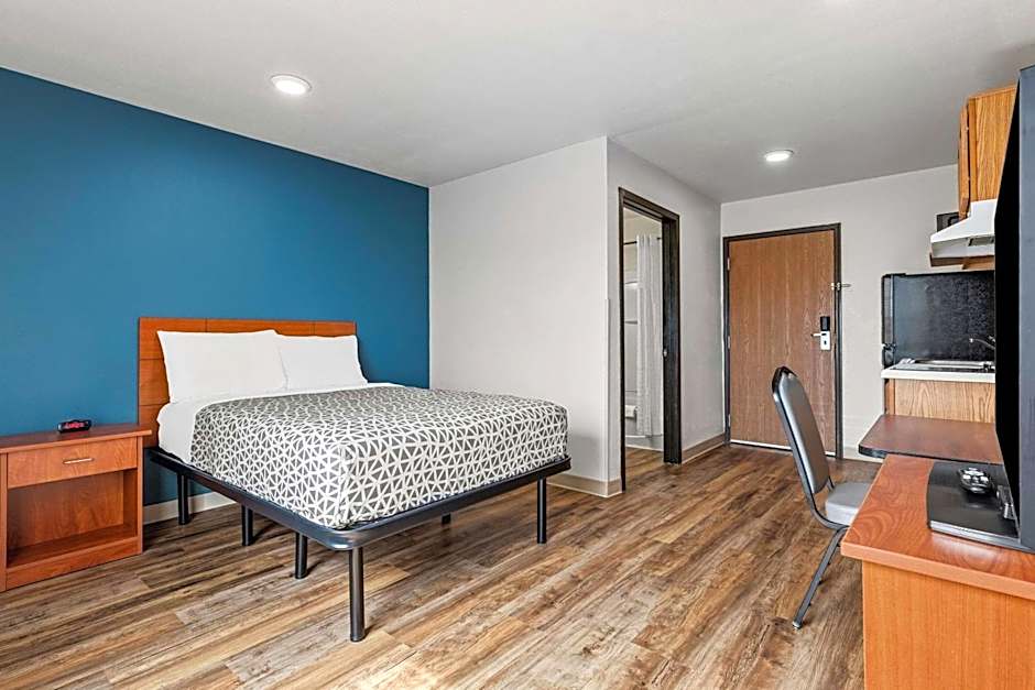 WoodSpring Suites Tulsa