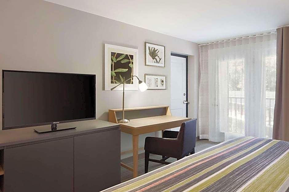 Country Inn & Suites by Radisson, Gatlinburg, TN