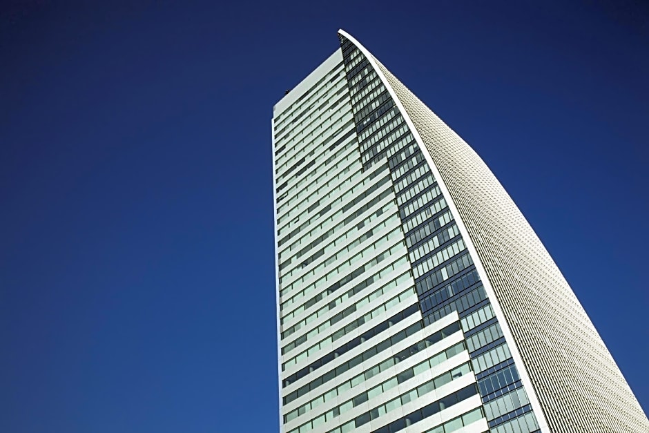 9h nine hours Nagoya station