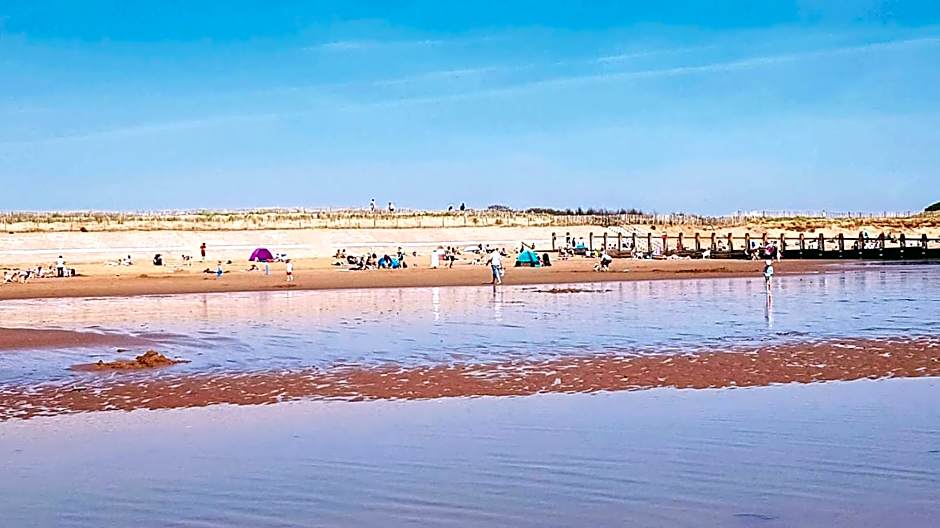 Dawlish Warren Holidays