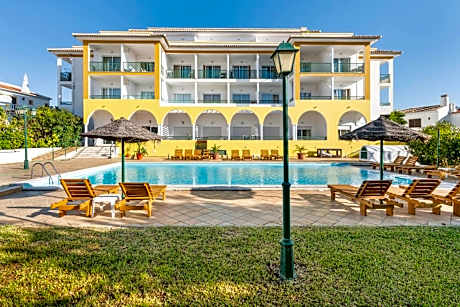 Apartamentos Turisticos Alagoa Praia