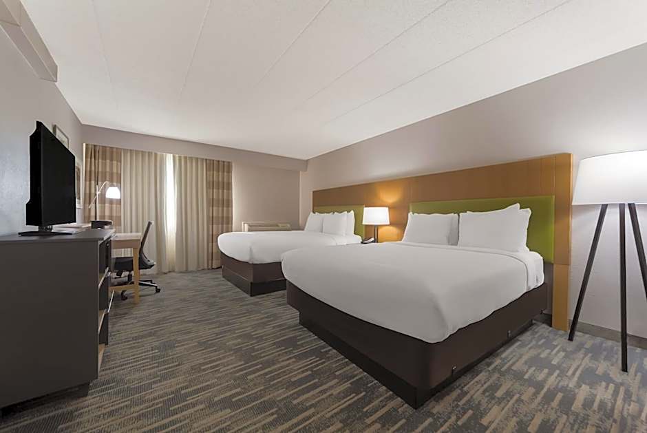 Wingate by Wyndham Lincoln Airport East I-80