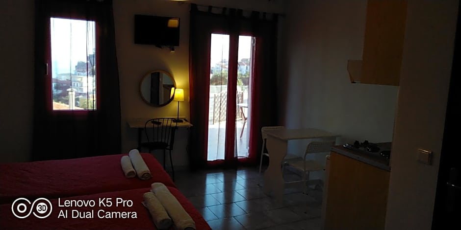 Studios Spiros Parga