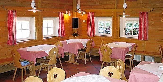 Arnica Mountain Hotel