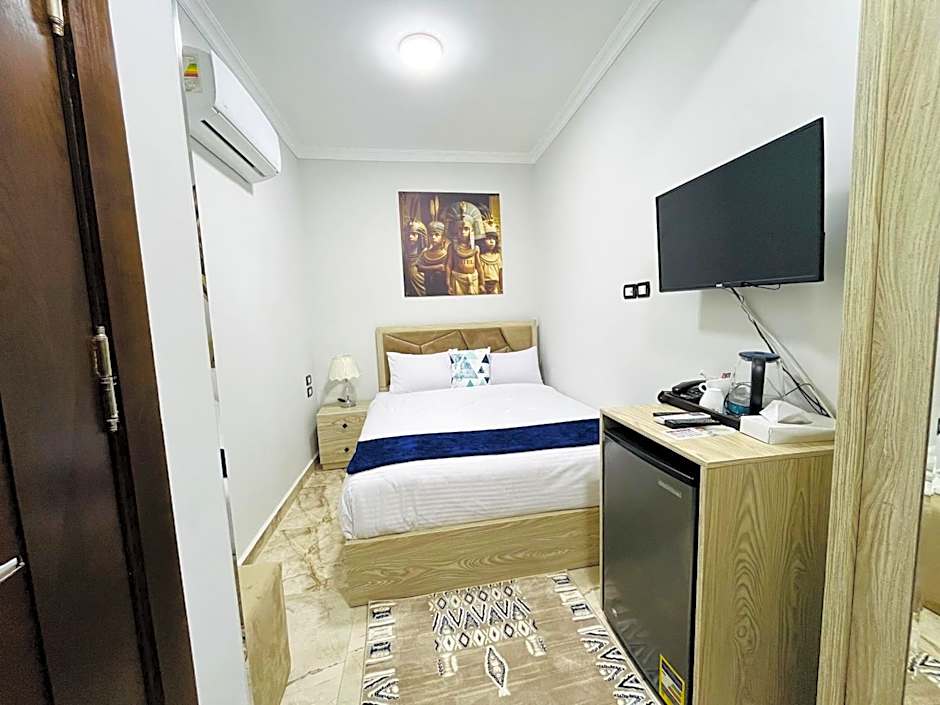 Capital Of Pyramids Hotel