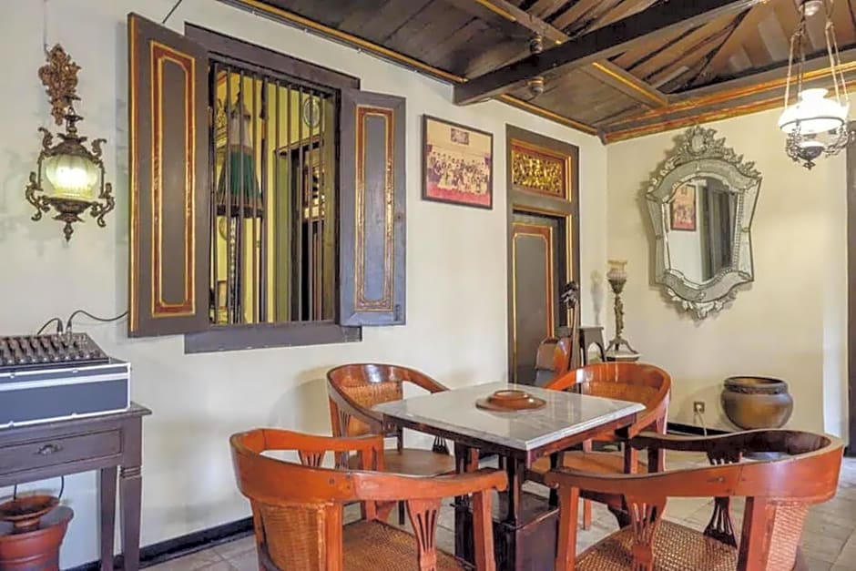 Cakra Homestay Solo Mitra RedDoorz