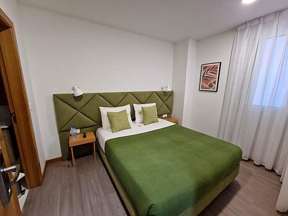 Soldouro Train Suites