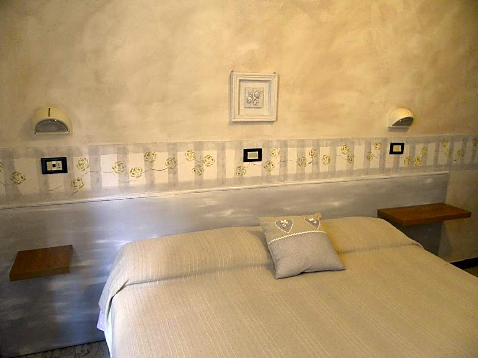 L'Antico Borgo Elena Noli