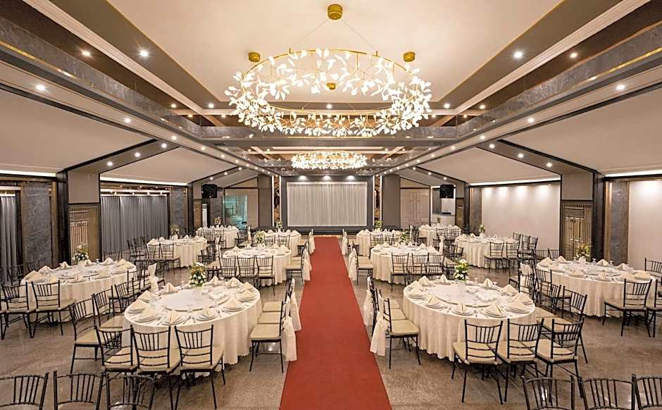 Star Plaza Hotel