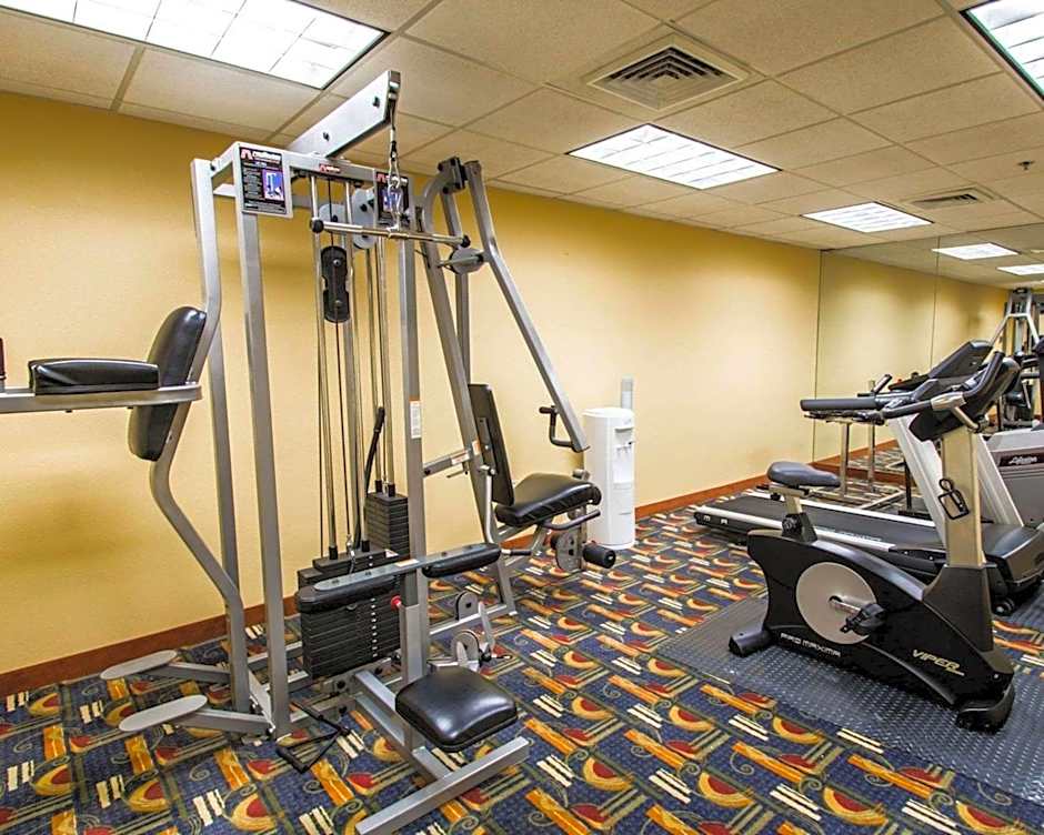 Clarion Inn & Suites Miami International Airport