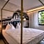 goldfinger + suites