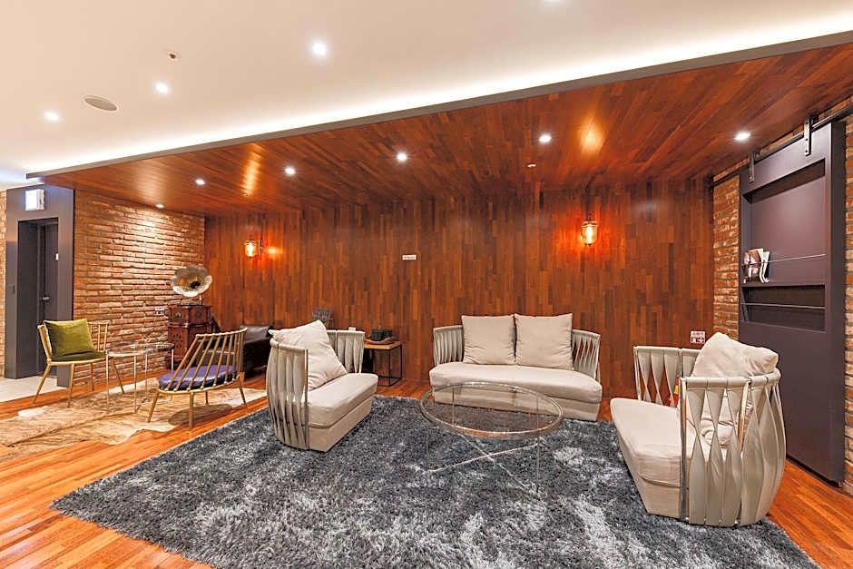 Daejeon Namoo Hotel