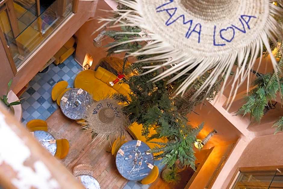 Mama Lova Hôtel, Riad, Restaurant & Spa
