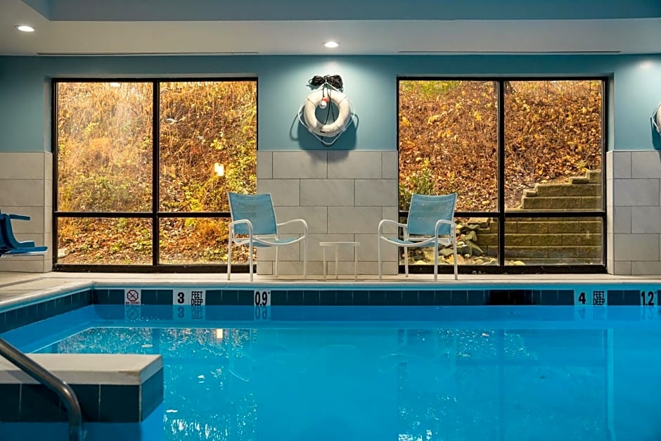 Holiday Inn Express Hotel & Suites West Chester By IHG