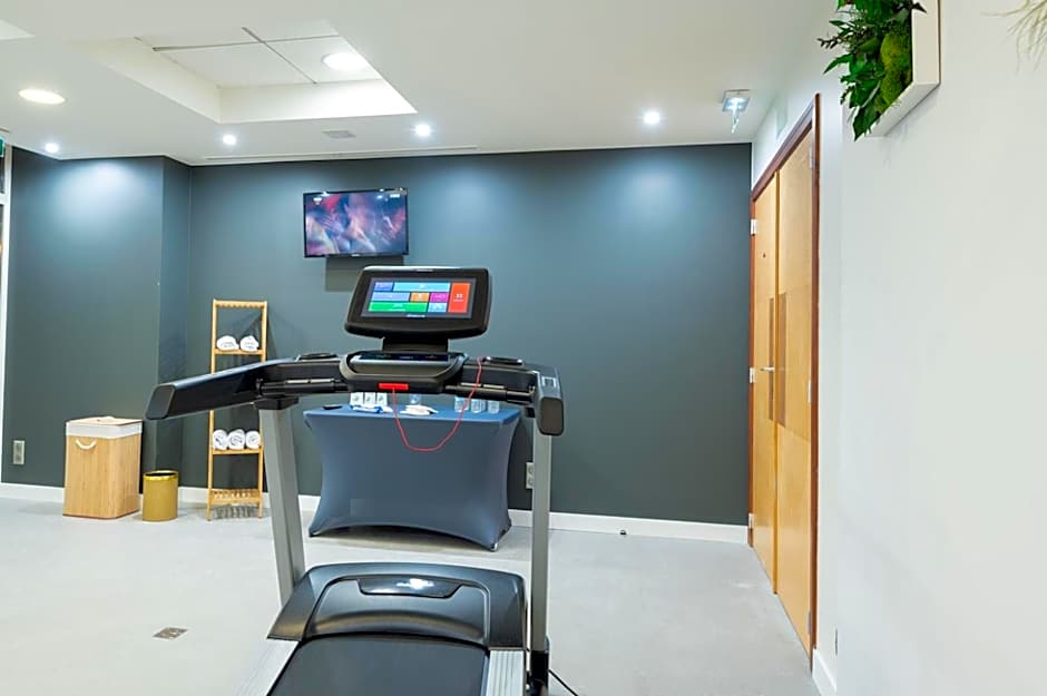 Holiday Inn Calais By IHG