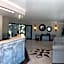 Moonshine Hotel & Suites