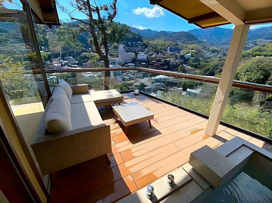 Yugawara Onsen Ashikari Ryokan