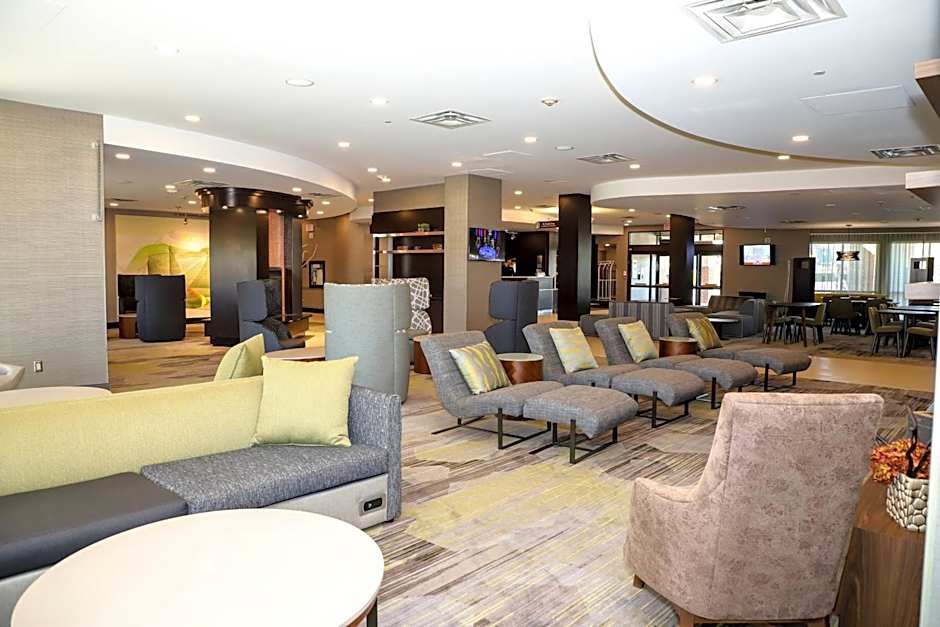 Courtyard by Marriott Toronto Brampton
