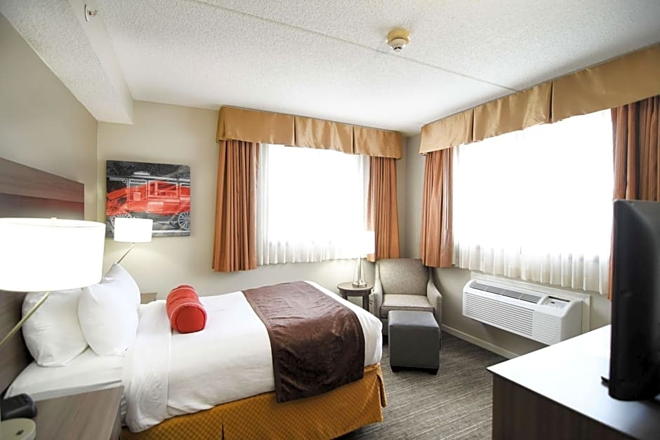 Best Western Plus Sandusky Hotel & Suites