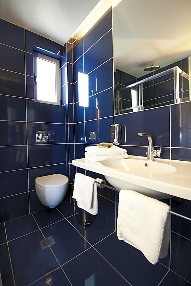 X Dream Hotel-Adults Only