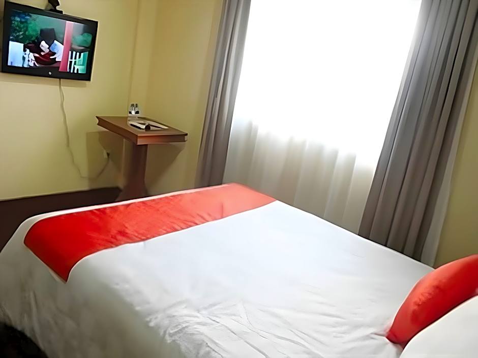 Maven Cilandak Hotel