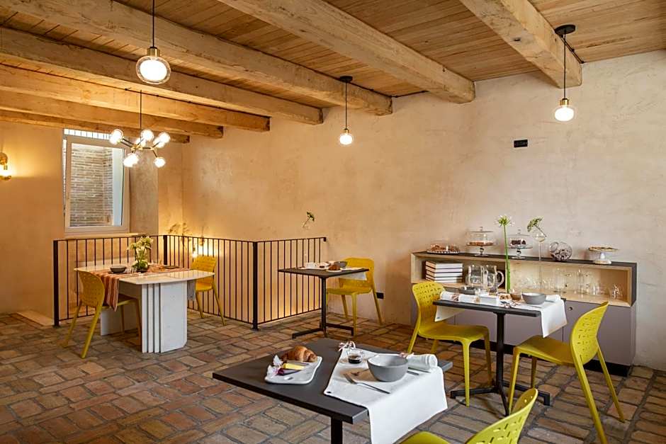 OGNISSANTI GuestHouse & Suites