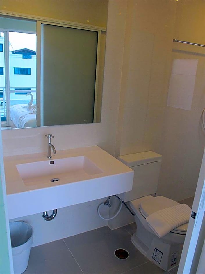 Nantra Hua Hin Hotel