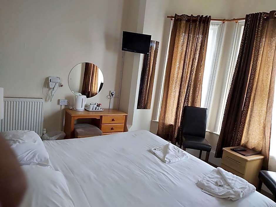 Channel View Hotel