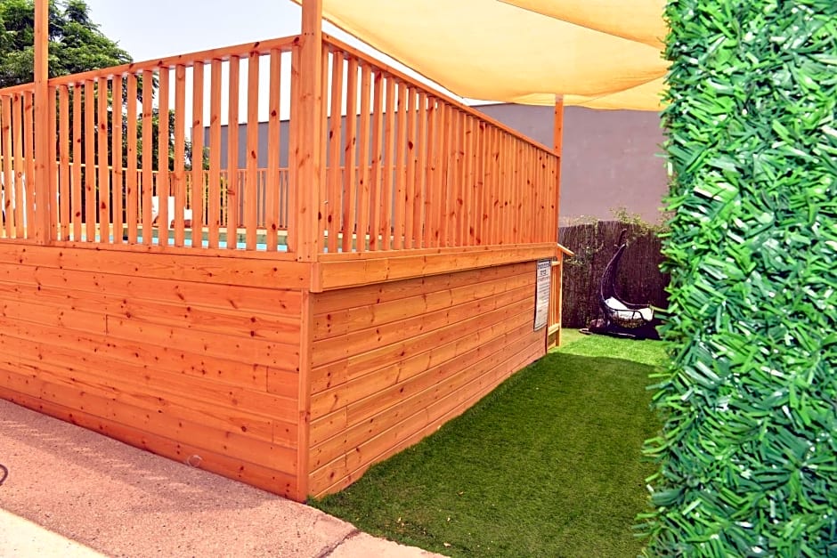 Domos Tiberias - Heated pool דומוס טבריה- בריכה מחוממת