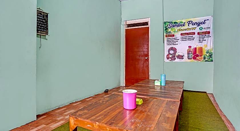 SPOT ON 91716 Kost Yy Syariah