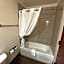 Richland Inn and Suites