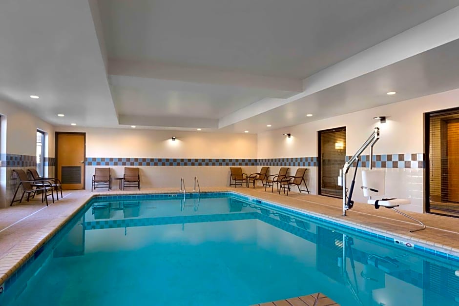 Hampton Inn & Suites Birmingham Airport Area