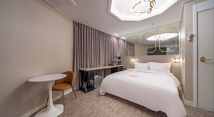 Incheon Unseodong DK Airport Hotel