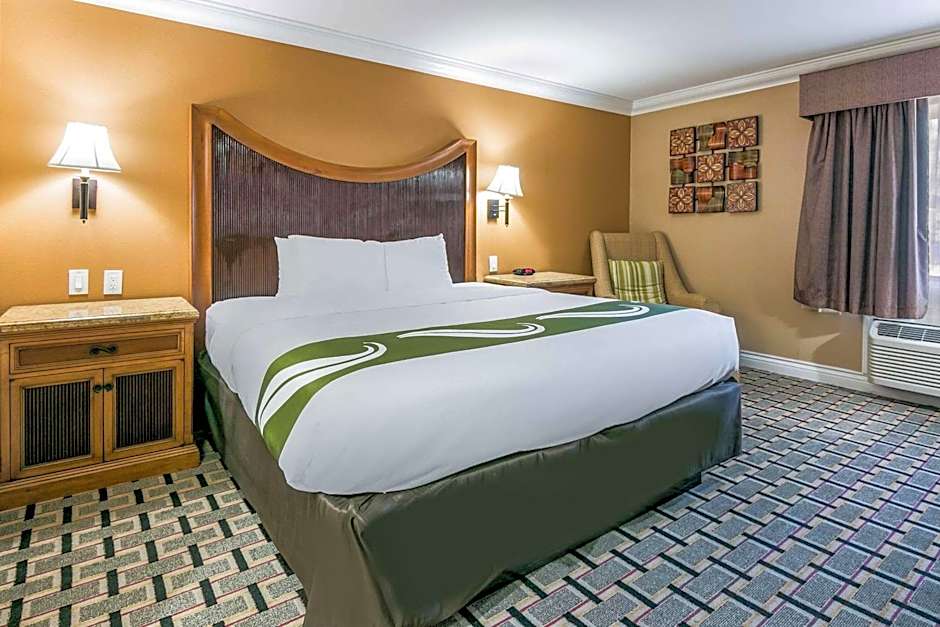 Quality Inn & Suites Atlanta Airport South