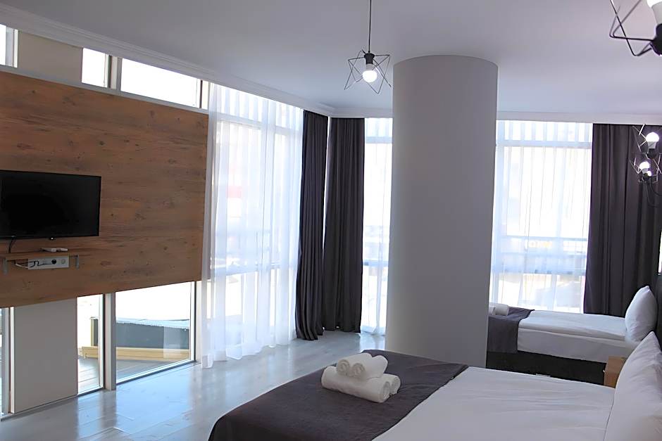 Grand Niki Hotel & Spa