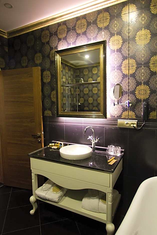 Babillon Hotel Spa & Restaurant