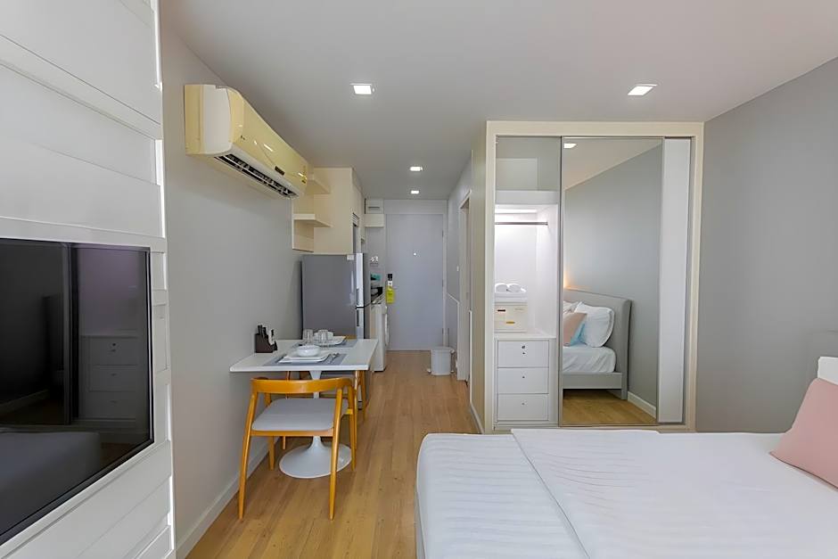 United Residence Ekamai Bangkok